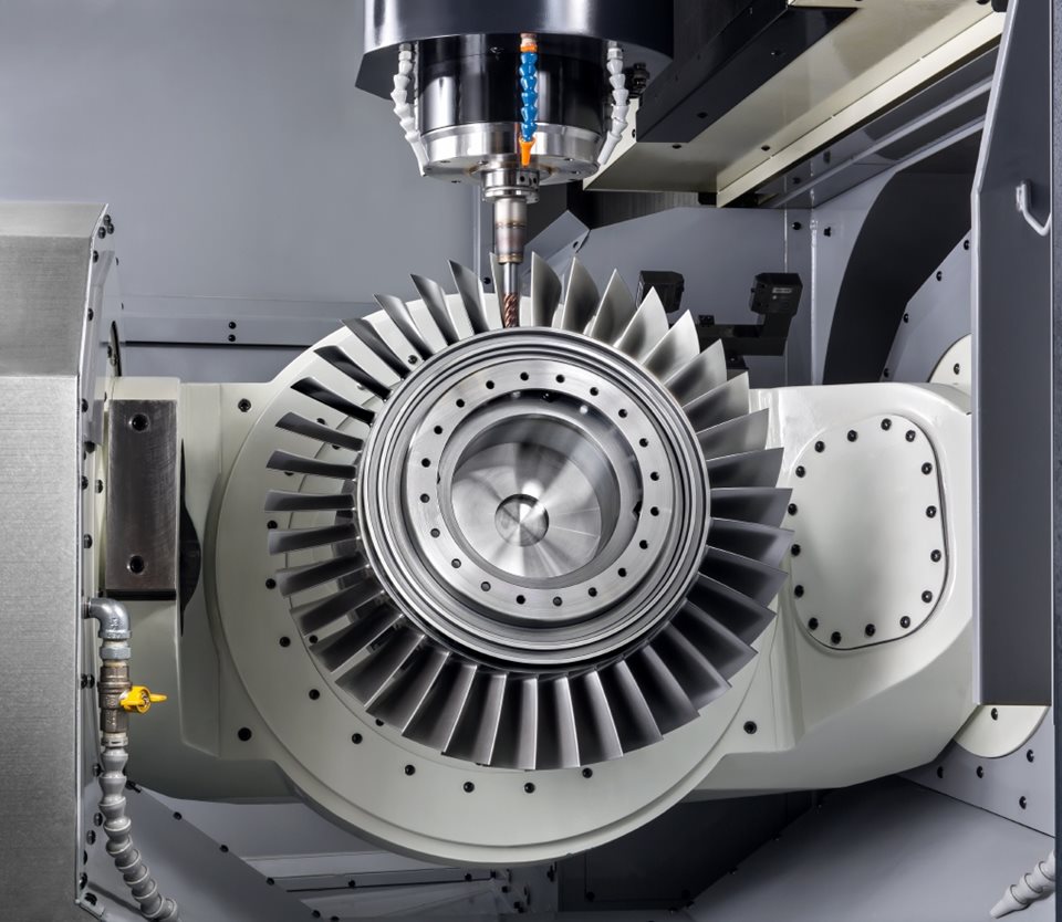 The most precise 5-axis machine in its segment